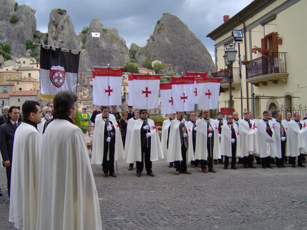 Capitolo Aperto e Cerimonia di Investitura a Castelmezzano (Potenza) - Giugno 2006